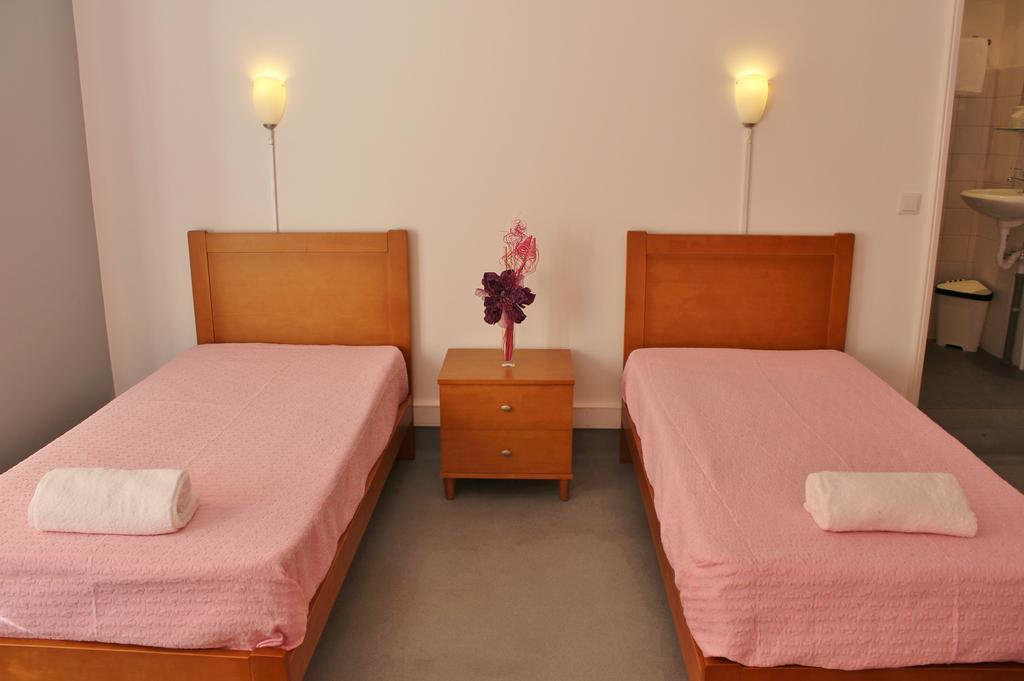 Residencial Duque De Saldanha Hotel Lisboa Стая снимка